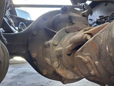 Meritor-Rockwell RS23160 Rear Differential for a Freightliner Cascadia 113