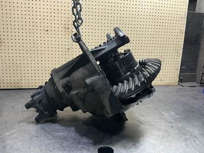 Meritor-Rockwell RS23160 Rear Differential for a Freightliner Cascadia 113