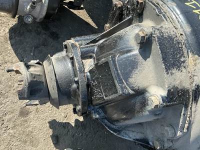 Meritor-Rockwell RS23160 Rear Differential for a Freightliner Cascadia 113