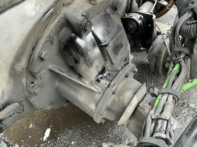 Meritor-Rockwell RS23160 Rear Differential for a Freightliner M2 112 Medium Duty