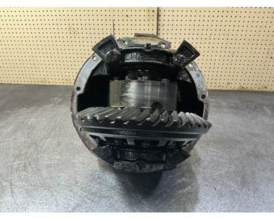 Meritor-Rockwell RS23160 Rear Differential for a Freightliner Cascadia 113