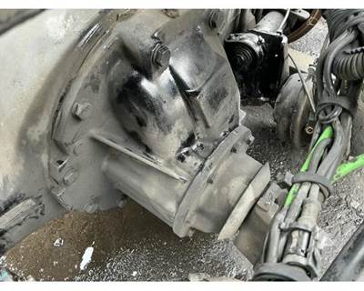 Meritor-Rockwell RS23160 Rear Differential for a Freightliner M2 112 Medium Duty