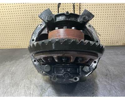 Meritor-Rockwell RS23160 Rear Differential for a Freightliner ST120