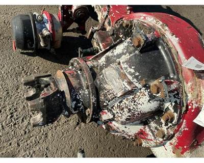 Meritor-Rockwell RS23160 Rear Differential for a Peterbilt 377