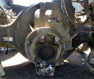 Meritor-Rockwell RS23161 Rear Differential for a Mack CXU612