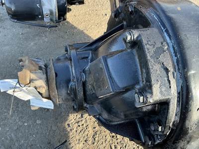 Meritor-Rockwell RS23161 Rear Differential for a Mack CXU612