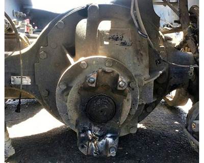 Meritor-Rockwell RS23161 Rear Differential for a Mack CXU612