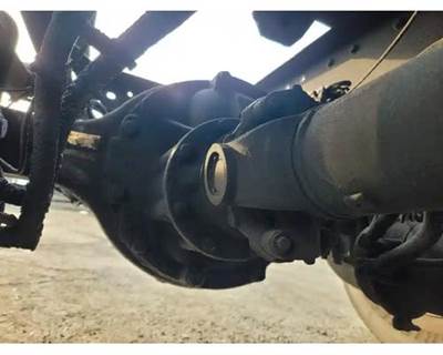 Meritor-Rockwell RS23161 Rear Differential for a Mack CXU612