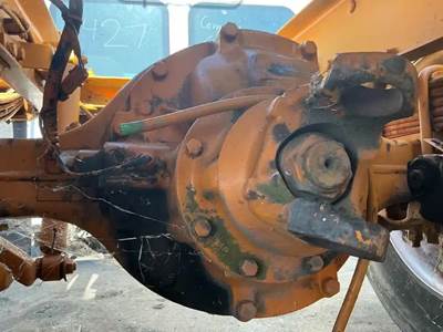 Meritor-Rockwell RSL23160 Rear Differential for a Ford L8513