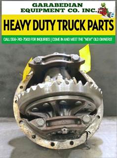 Meritor-Rockwell SQHDR Rear Differential for a Peterbilt 359