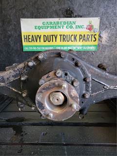 Mitsubishi RO33TT1123 Rear Differential for a Mitsubishi FE649