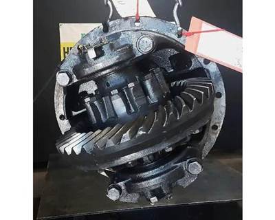 Nissan 1400 Rear Differential