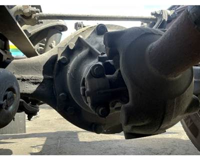 Paccar DX40 (MR2014P) Rear Differential for a Kenworth T680
