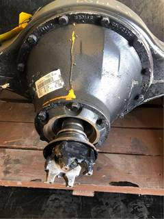 Spicer Rear Differential for a International 1452-SC