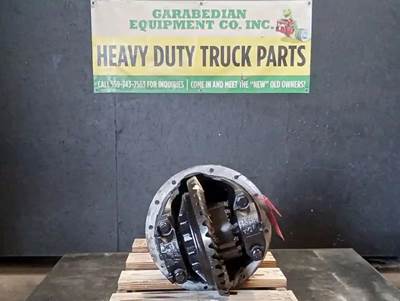 Eaton P20060R Rear Differential for a Peterbilt 330