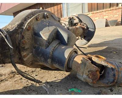 Spicer S135S Rear Differential for a International 1652