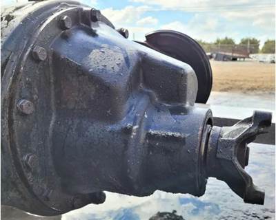 Spicer S150S Rear Differential for a International 1652