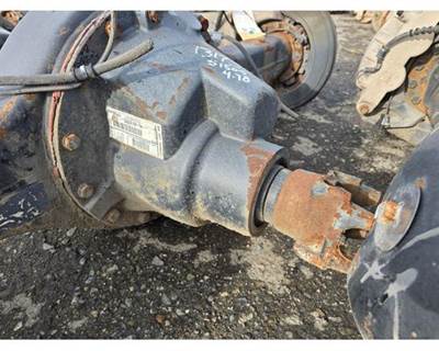 Spicer S150S Rear Differential for a International 1652