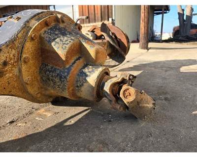 Spicer S150S Rear Differential for a International 1552-SC