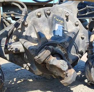 Spicer Rear Differential for a Freightliner COLUMBIA 120