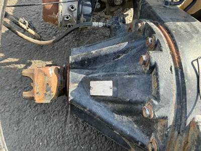 Spicer Rear Differential for a Peterbilt 384