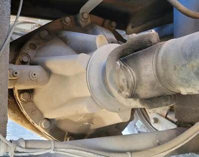 Spicer S23190 Rear Differential for a Capacity Of Texas TJ5000