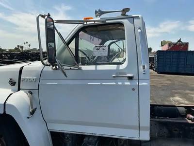 Ford F-700 Left Front Door Assembly for a Ford F700
