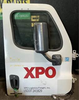 Freightliner Cascadia 113 Right Front Door Assembly