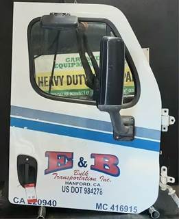 Freightliner Cascadia 113 Right Front Door Assembly