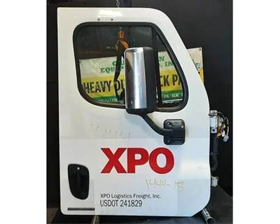 Freightliner Cascadia 113 Right Front Door Assembly