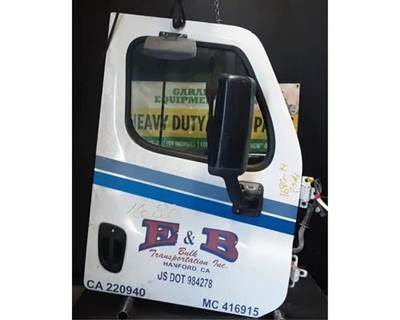 Freightliner Cascadia 113 Right Front Door Assembly