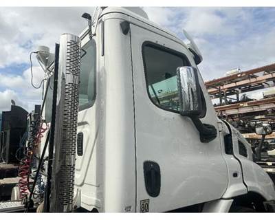 Freightliner Cascadia 113 Front Door Assembly for a Freightliner CASCADIA