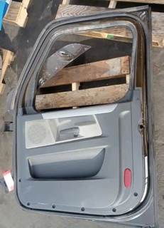 Freightliner Cascadia 116 Right Front Door Assembly for a Freightliner Cascadia 116 Day Cab