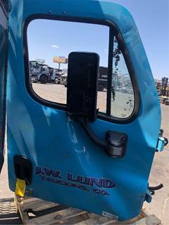Freightliner Cascadia 125 Right Front Door Assembly