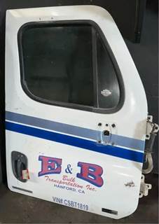 Freightliner Cascadia 125 Right Front Door Assembly