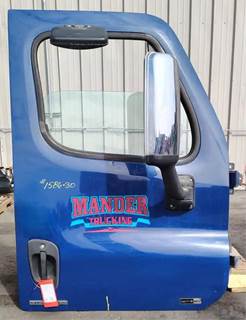 Freightliner Cascadia 125 Right Front Door Assembly
