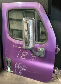 Freightliner Cascadia 125 Right Front Door Assembly