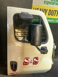 Freightliner Cascadia 125 Right Front Door Assembly