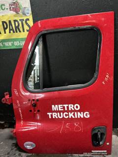 Freightliner Cascadia 125 Front Door Assembly