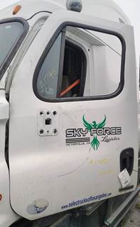 Freightliner Cascadia 125 Front Door Assembly