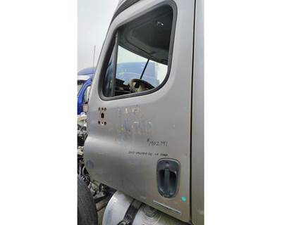 Freightliner Cascadia 125 Front Door Assembly