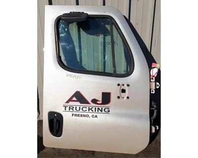 Freightliner Cascadia 125 Right Front Door Assembly