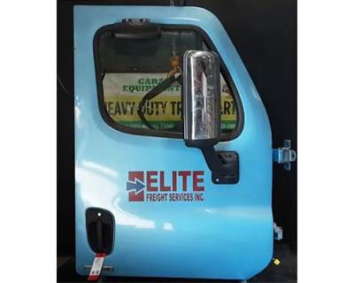 Freightliner Cascadia 125 Right Front Door Assembly