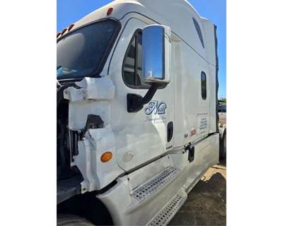 Freightliner Cascadia 125 Left Front Door Assembly