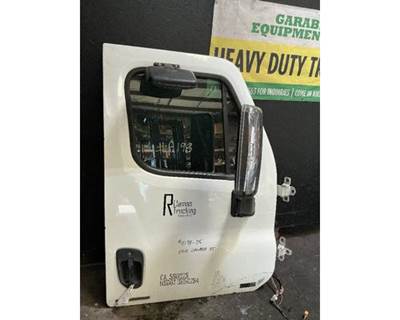 Freightliner Front Door Assembly for a Freightliner Cascadia 125