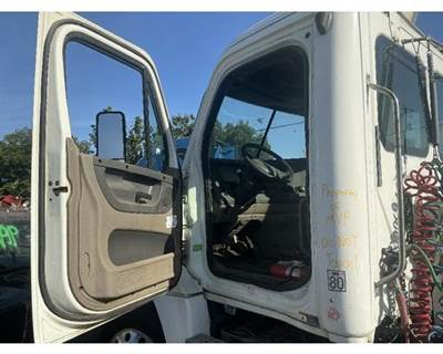 Freightliner Cascadia 125 Front Door Assembly