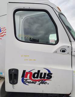 Freightliner Cascadia 126 Front Door Assembly