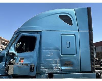 Freightliner Cascadia 126 Front Door Assembly for a Freightliner CASCADIA