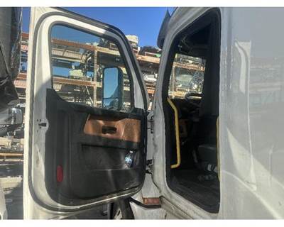 Freightliner Cascadia 126 Front Door Assembly for a Freightliner CASCADIA