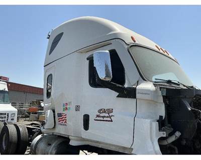 Freightliner Cascadia 126 Front Door Assembly for a Freightliner CASCADIA
